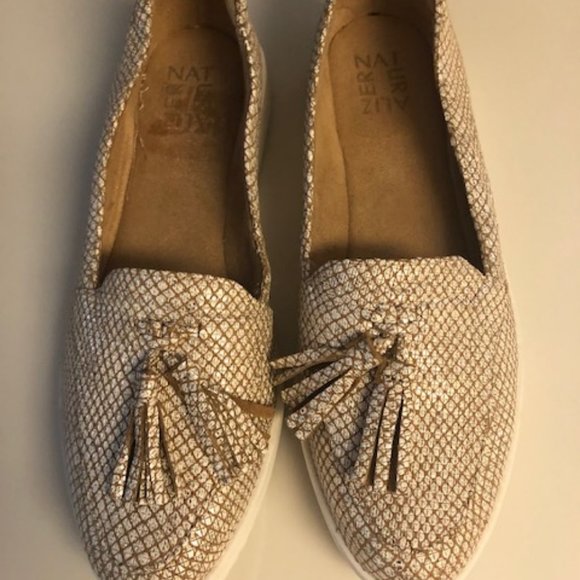 Naturalizer gold loafer - Picture 1 of 4
